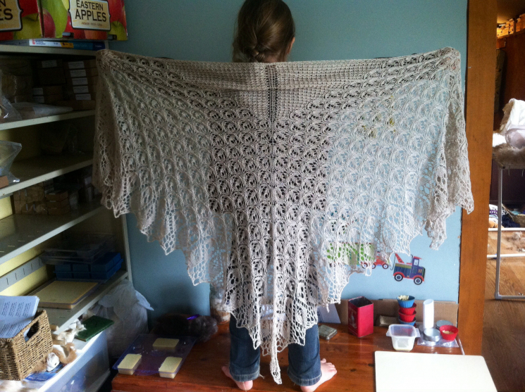 Laminaria lace shawl, beige cotton